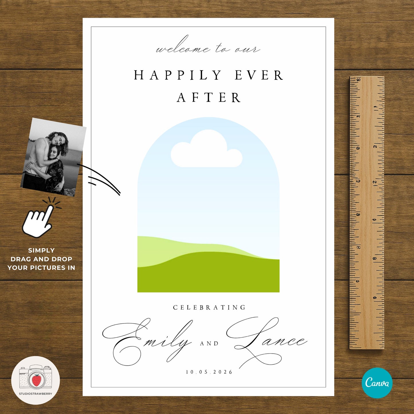 Photo wedding sign with couple standing in nature