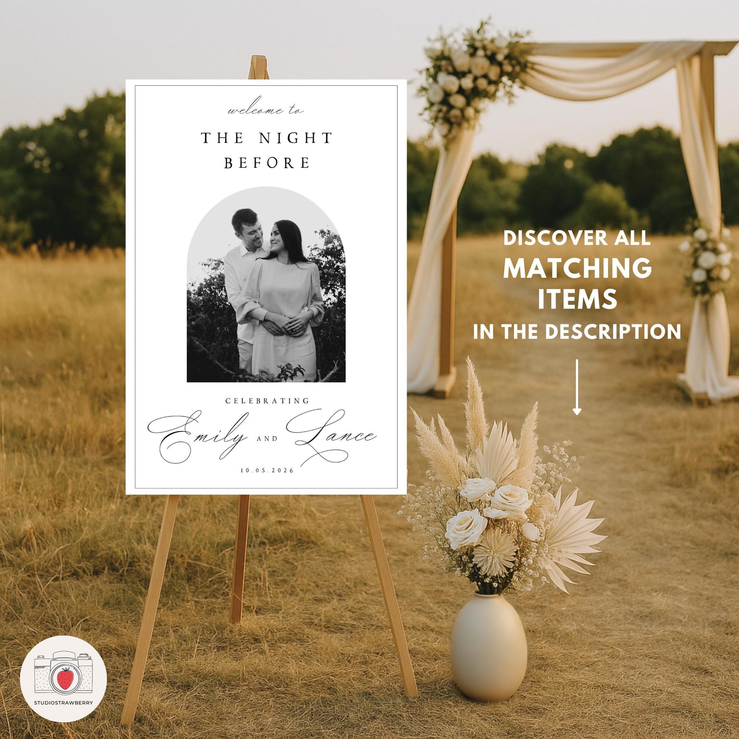 Elegant wedding sign with flexible photo placeholder