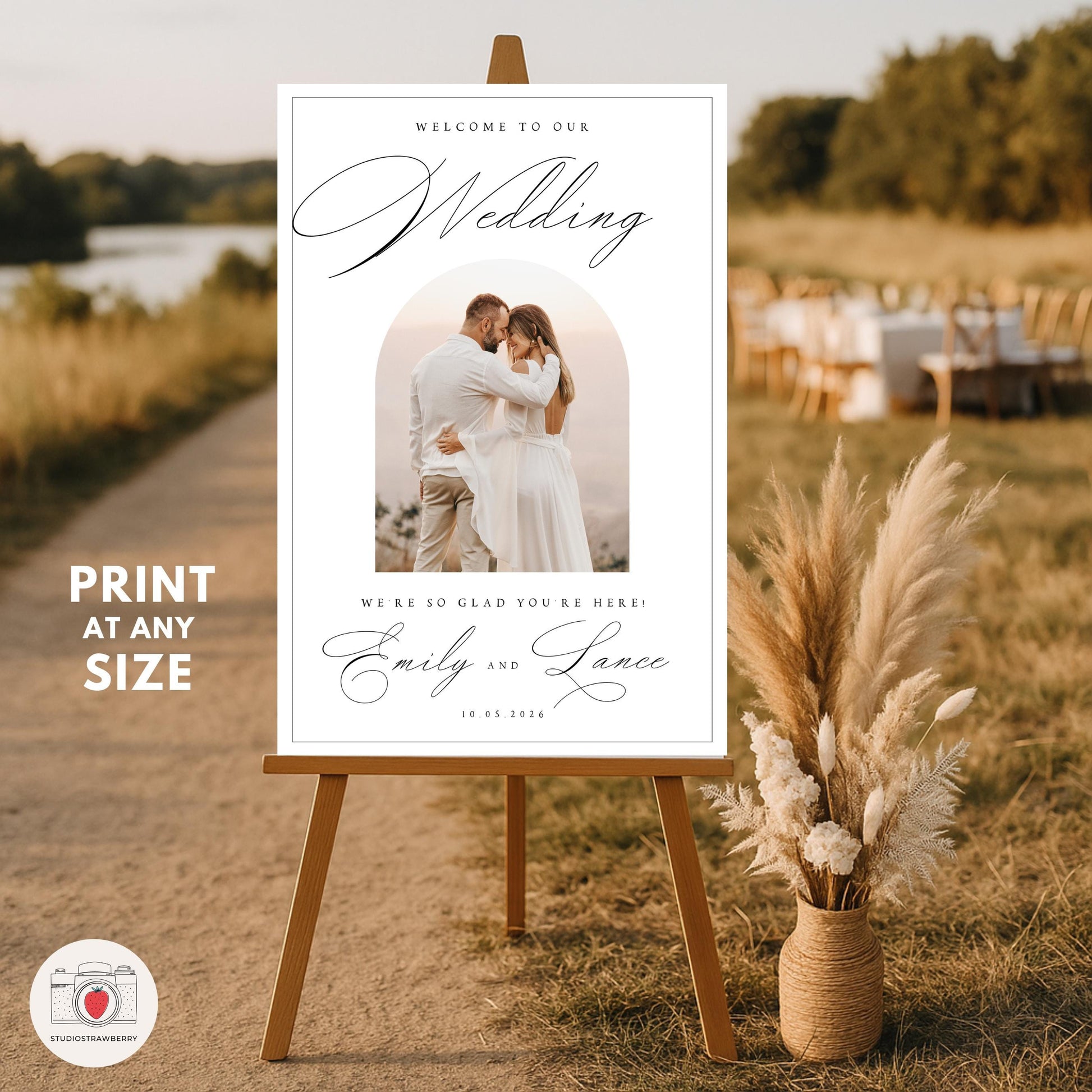 Canva template for personalized photo wedding signage